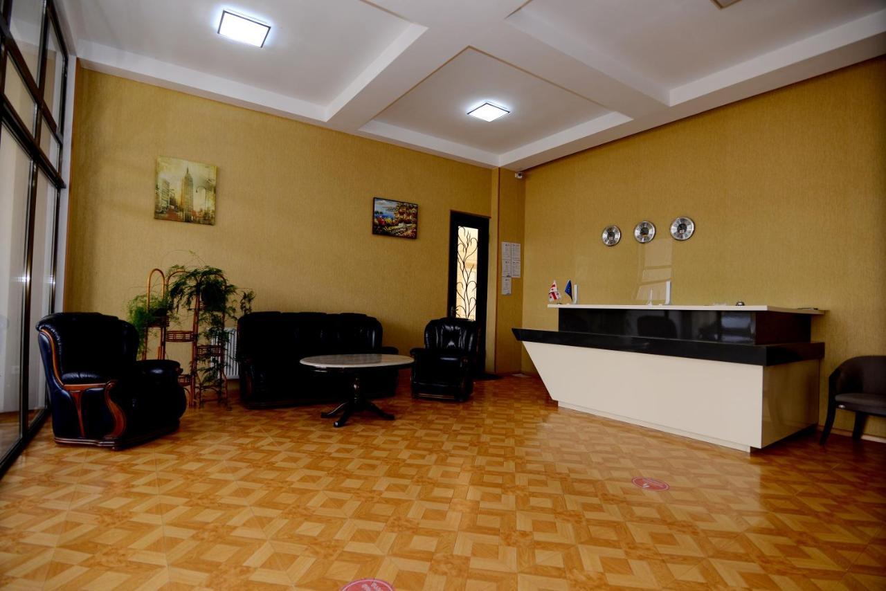 Argopalace Kutaisi Luaran gambar
