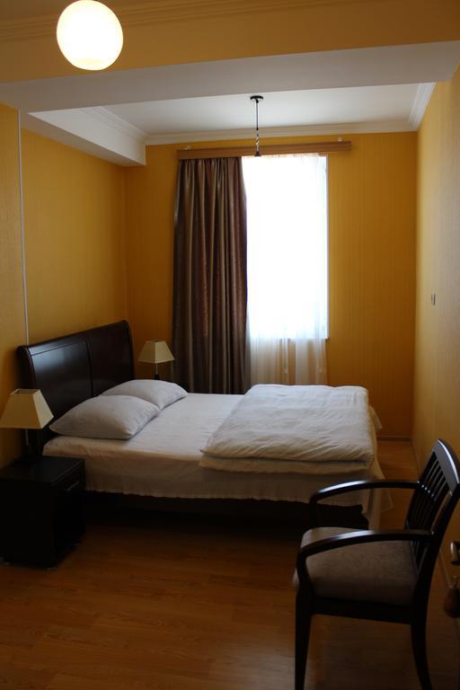 Argopalace Kutaisi Luaran gambar