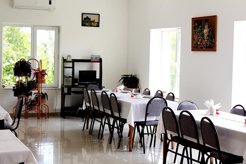 Argopalace Kutaisi Luaran gambar